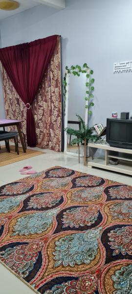 DHut Homestay puncak iskandar